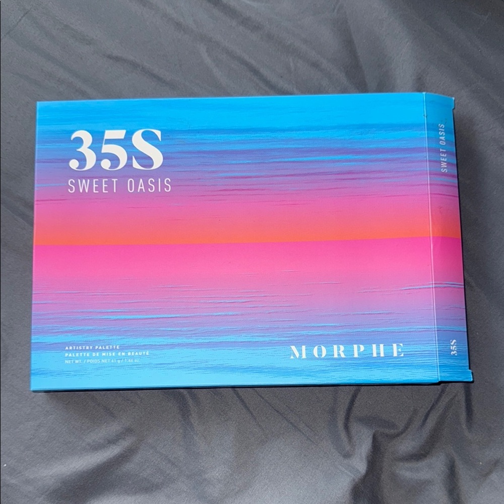 Morphe 35S Sweet Oasis Palette Box